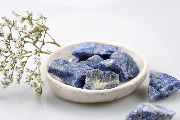 surowy-sodalit.jpg